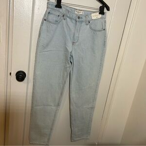 Abercrombie and Fitch The Tapered Loose Low Rise jeans